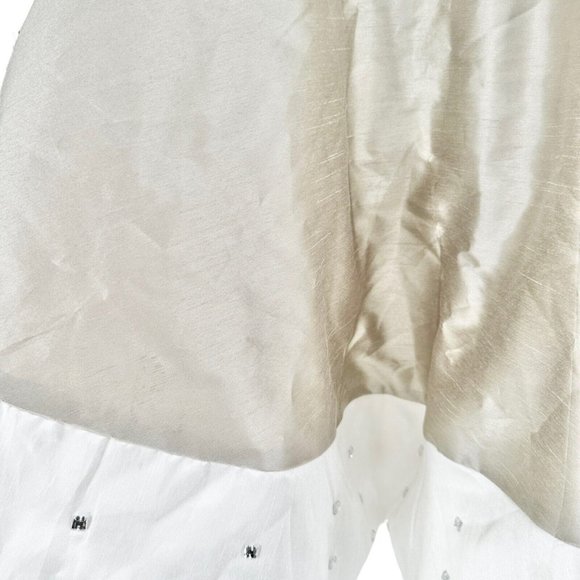 Rodeo Home Christmas Tree Skirt 56in Round Silver White Faux Gems Bling Accents - Picture 2 of 10